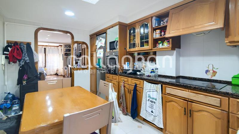 Foto f7f97579-1d00-4f55-b325-478b99877011. Casa adossada a Vall d´Uixó (la)