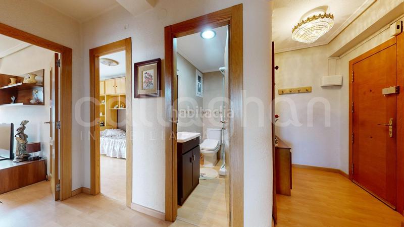 Foto 50f35d8d-3488-442c-a308-b673a7c1e563. Pis a Exposició Valencia