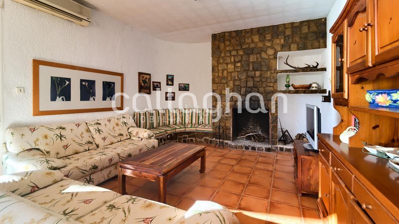 Foto 0f012feb-9107-450e-9345-61926d1f08b7. Chalet  independiente en una parcela de 2.830 m2 en Alzira