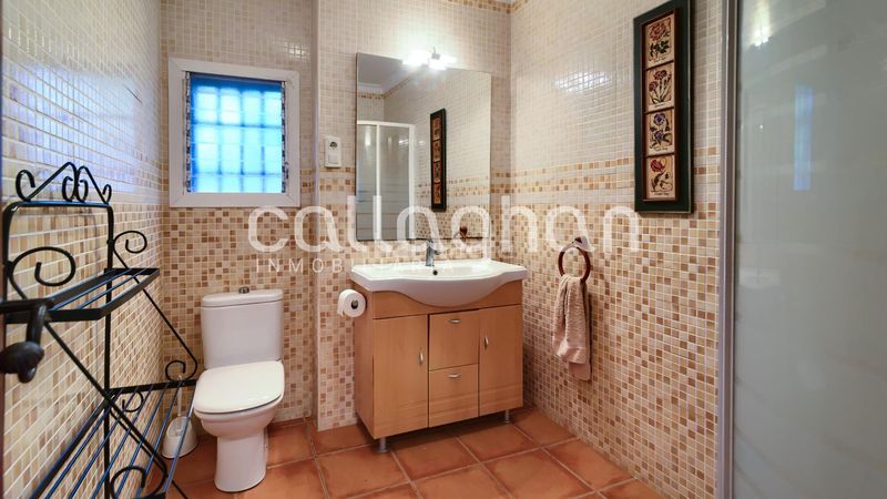 Foto 50eccd62-88f3-4a3b-b9bd-8924a997e95b. Chalet  independiente en una parcela de 2.830 m2 en Alzira