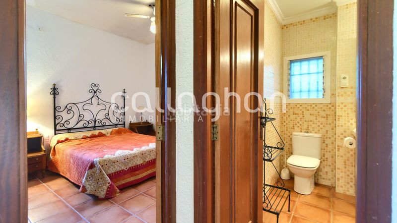 Foto e5dfdc19-8dce-4989-859c-0416bf1a4c90. Chalet  independiente en una parcela de 2.830 m2 en Alzira