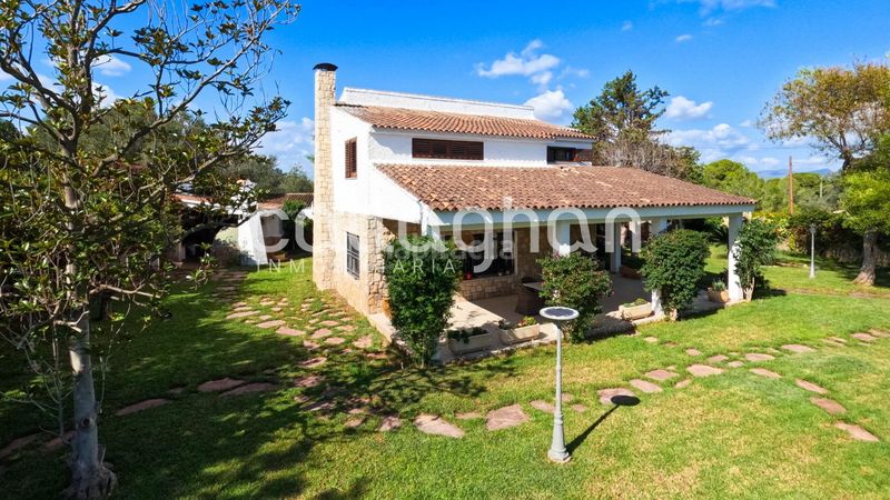 Foto 49c742d8-0a38-47ea-8894-5f2d2a126606. Xalet amb calefacció aparcament piscina a Nueva Santa Barbara - Cruz de Gracia Godella