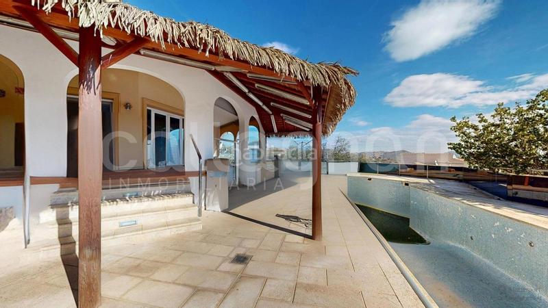 Foto 18316ffa-b857-4893-9477-ee1dc23f73ca. Chalet con riscaldamento parcheggio in Oltamar - Cucarres Calp