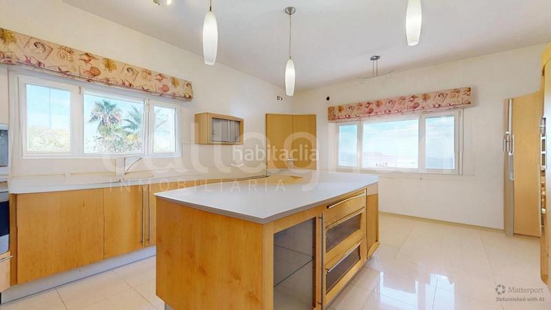 Foto 43961654-6bad-4ac9-8ab9-dfe1ed578935. Chalet con riscaldamento parcheggio in Oltamar - Cucarres Calp