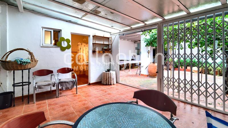 Foto 2608f549-5cc2-4ad4-8aa1-e6ea832b2300. Maison jumelée dans Alberic