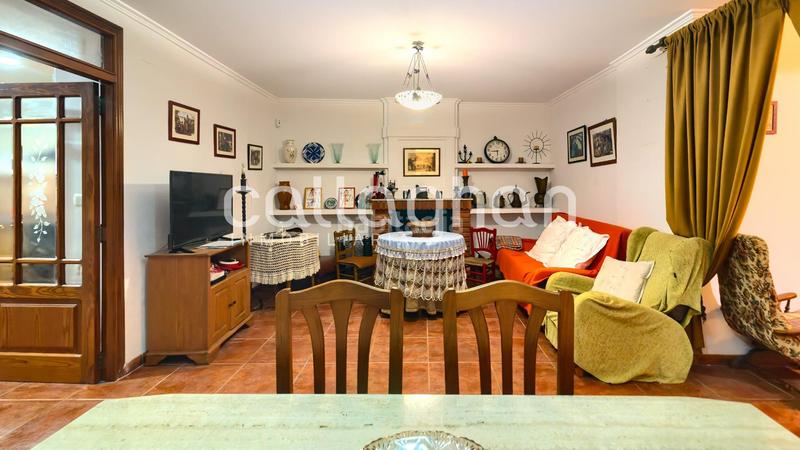 Foto 29686893-ab7a-4eaf-a4d8-5bfc0b358cb6. Maison jumelée dans Alberic