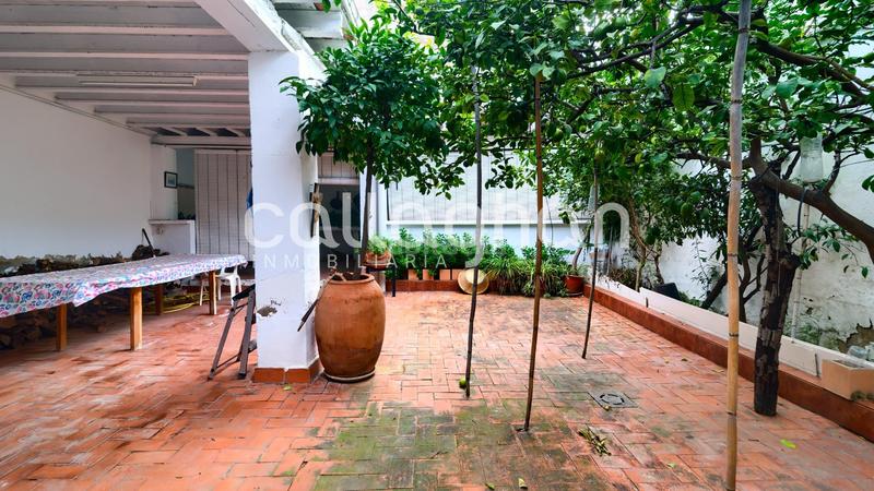 Foto d2a15af8-0371-4065-b8e7-891ff8ceeb17. Maison jumelée dans Alberic