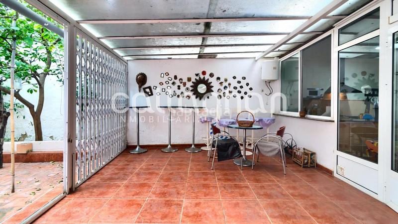 Foto dae852a1-7543-482b-b52a-2f88bc4de678. Maison jumelée dans Alberic