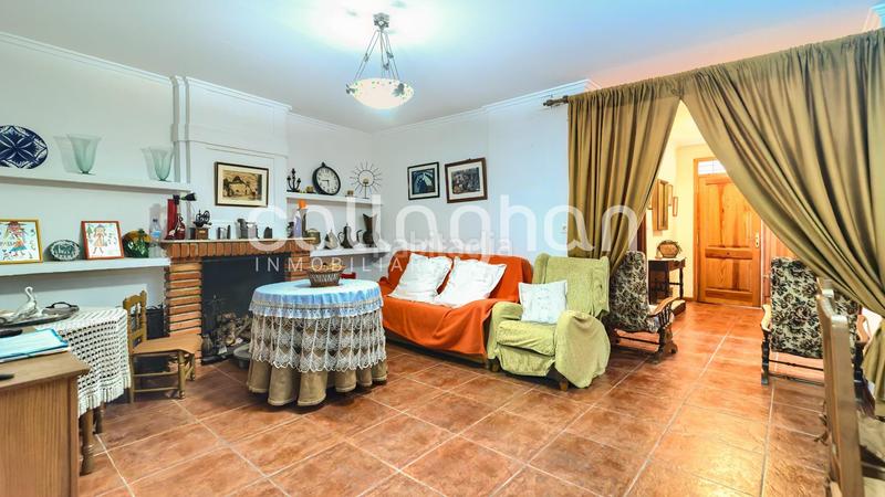 Foto f1cf0373-022c-4de1-aa72-568dde5a70bf. Maison jumelée dans Alberic