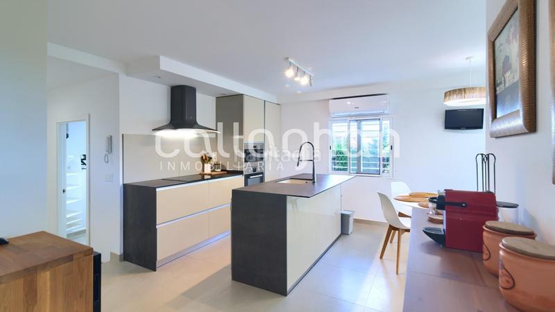 Foto 43cf8088-7f29-4b32-8e21-3dbc7dbba8dc. Chalet con riscaldamento parcheggio piscina in Picassent