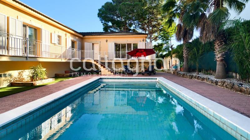 Foto 57eb0fbf-91f0-4a36-a1bb-a4e8c7dba56d. Chalet con riscaldamento parcheggio piscina in Picassent