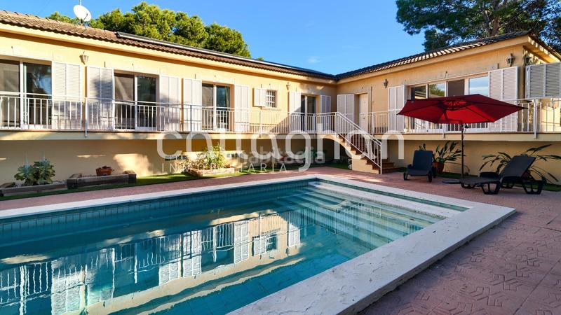 Foto 9c4ef819-46fb-4de7-ace7-011720e5afd2. Chalet con riscaldamento parcheggio piscina in Picassent