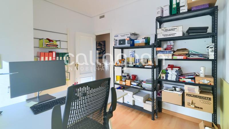 Foto ec83fdcb-a021-46b4-8614-b32ce0684f43. Chalet con riscaldamento parcheggio piscina in Picassent