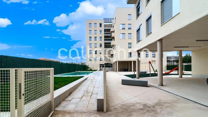 Foto a02021e8-2aeb-4e82-b204-d18d64384068. Flat with heating parking pool in Albal