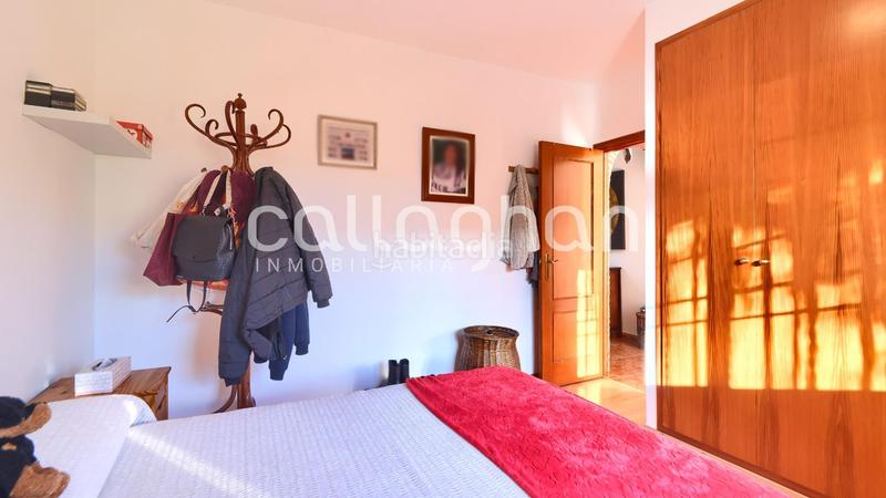 Foto 5bb03b0e-d06f-4867-b585-d6fd0e76aefe. Chalet  esquinero en maravisa en La Conarda Pobla de Vallbona (la)