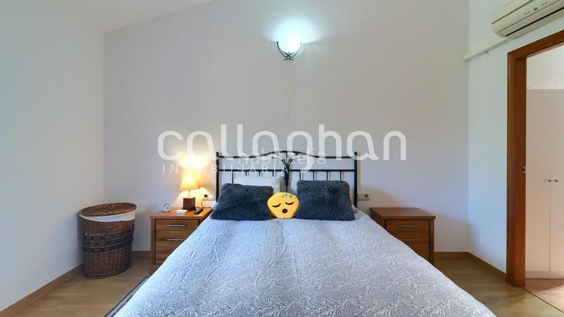 Foto f22dc1a7-a262-4ae9-bdda-bda26c098278. Chalet  esquinero en maravisa en La Conarda Pobla de Vallbona (la)