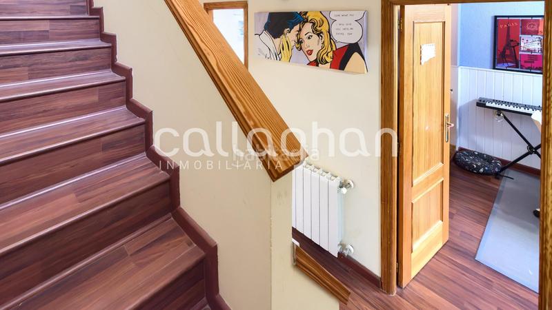 Foto d4de439f-57b5-458b-8119-10080233ce6a. Maison jumelée avec parking dans Nuevo Centro Sagunt