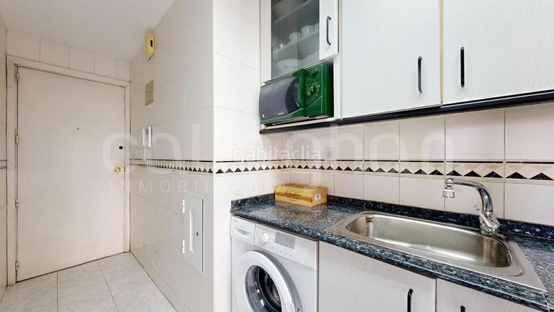 Foto ada8c97a-821f-493d-8a42-f23df1ec9221. Alquiler piso oportunidad de alquiler en plena zona universitaria en Valencia