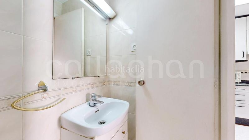 Foto cded611a-470f-4d77-9acc-024da92c1be8. Alquiler piso oportunidad de alquiler en plena zona universitaria en Valencia