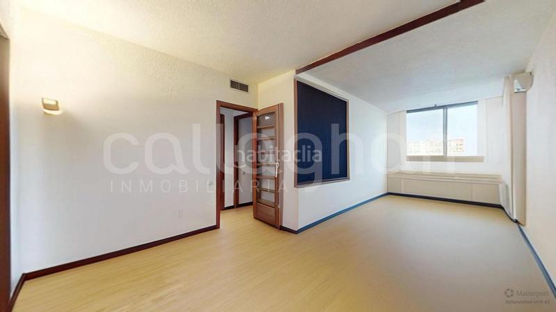 Foto f920b672-1598-494b-84bc-12e771360619. Alquiler piso oportunidad de alquiler en plena zona universitaria en Valencia