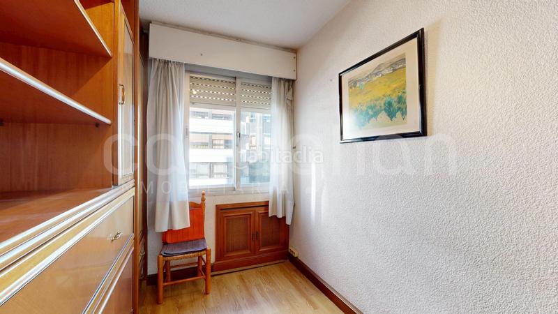 Foto 9965cae0-434e-40ce-baa8-71bef35fcd6b. Miete etagenwohnung mit heizung parking in Exposició Valencia