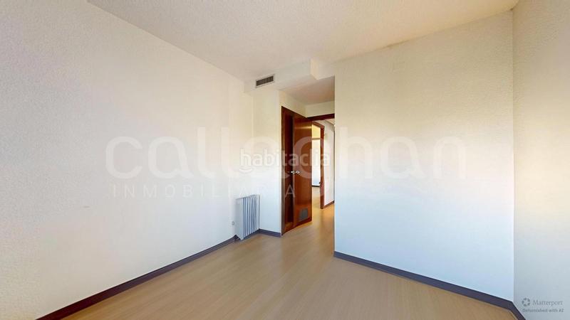 Foto f7109954-f7c7-4ffb-b9ce-670298e85c87. Miete etagenwohnung mit heizung parking in Exposició Valencia