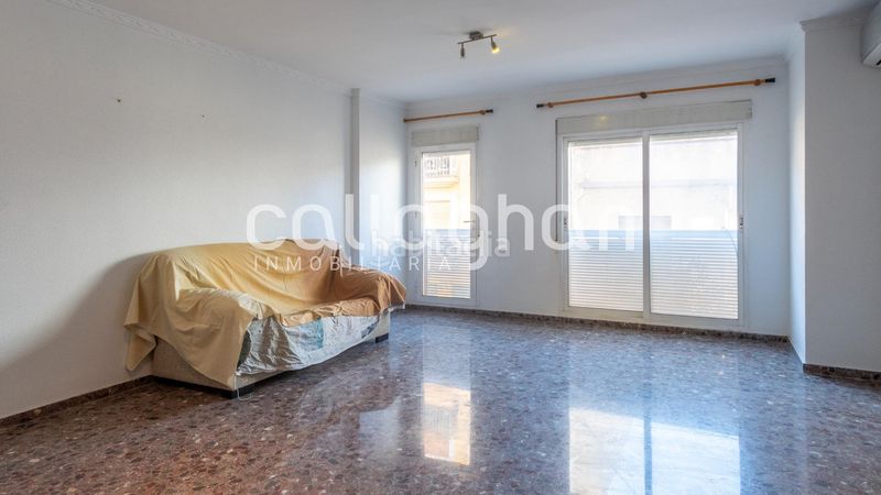 Foto f3bd8d9e-91ae-48fb-a64a-dba012581613. Pis a Centro Histórico Gandia