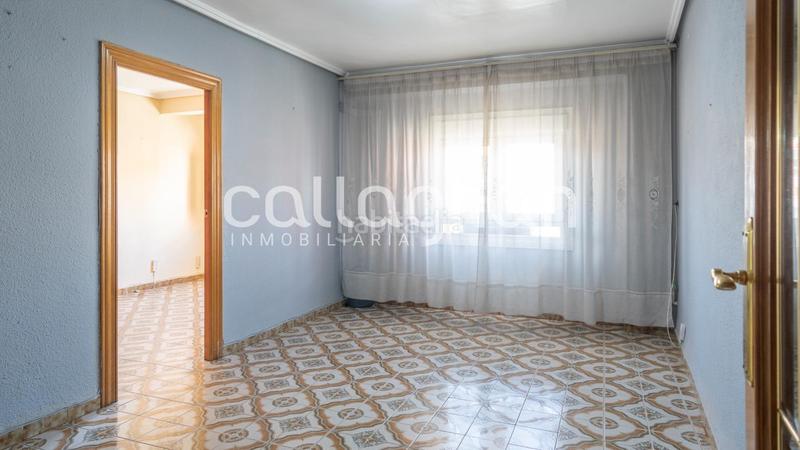 Foto 0dd28269-5c1f-4ac4-a8fb-3a28de48a00c. Lloguer pis a Natzaret Valencia