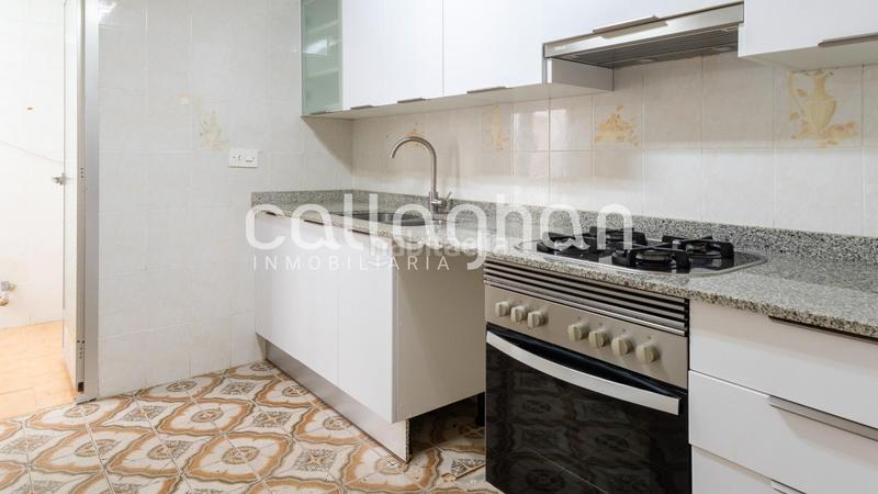 Foto 3a7e6c84-5c22-4887-9965-d86ca49d46c3. Miete etagenwohnung in Natzaret Valencia
