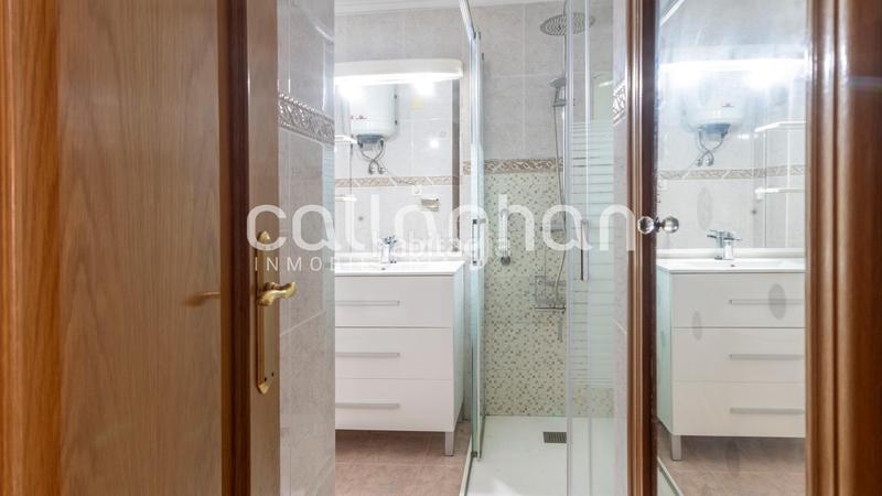 Foto b5e3e03f-b0e6-408f-9afb-546c0aedc37f. Miete etagenwohnung in Natzaret Valencia