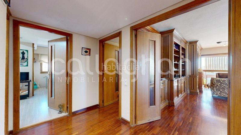 Foto a2fffc9b-9e0f-451f-843d-e7e060cc2c15. Pis amb calefacció aparcament a Jaume Roig Valencia