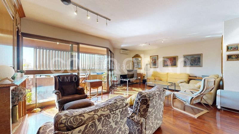 Foto ac9d0d38-526b-4211-a333-e8ea4d74306e. Pis amb calefacció aparcament a Jaume Roig Valencia