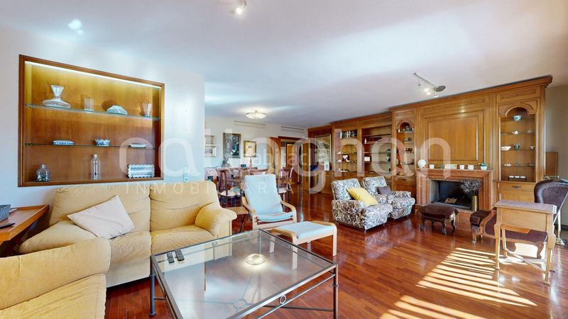 Foto addffcc5-7a1b-4772-81b4-953ff49a8400. Pis amb calefacció aparcament a Jaume Roig Valencia