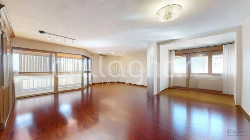 Foto c997898d-f7a9-4962-b7d3-78b011054f24. Pis amb calefacció aparcament a Jaume Roig Valencia