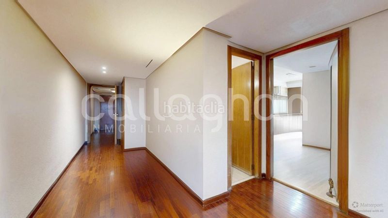 Foto d0cb69f8-2b6b-4b89-86d9-8eae7d6fc77e. Pis amb calefacció aparcament a Jaume Roig Valencia