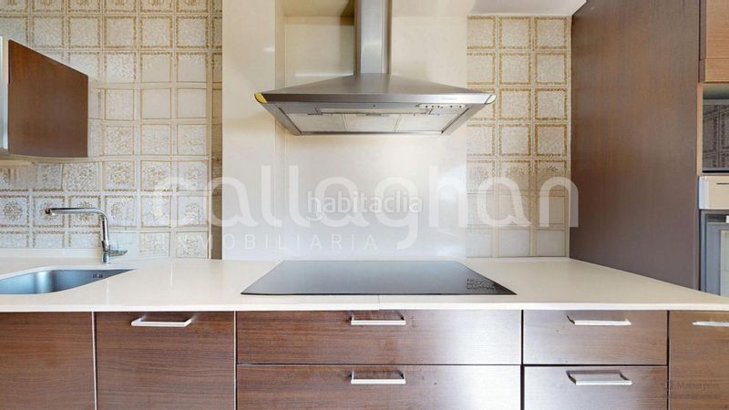 Foto fd5dc642-b7e9-40fc-9fe7-1ef8c9a2cda3. Pis amb calefacció aparcament a Jaume Roig Valencia