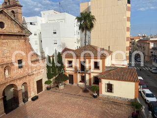 Duplex  Avenida mijares. Gran piso para reformar en nules, 150 m2 con infinitas posibilid