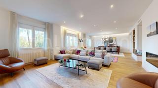 Appartement  Avenida jacinto benavente. Piso en avenida jacinto benavente