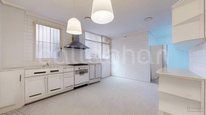 Foto 410858a5-8224-4e1c-8c73-766edc93c5ba. Pis a La Seu Valencia