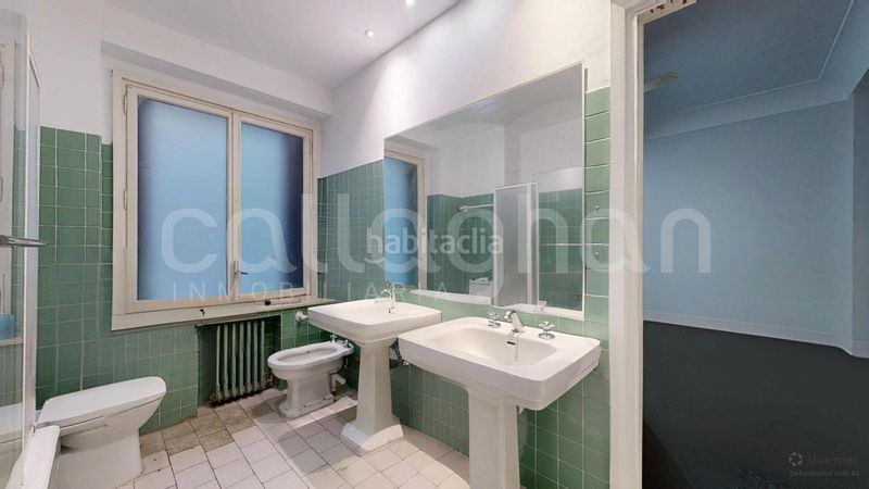 Foto a0364b3d-4bea-438a-9036-741fd11dbb03. Pis a La Seu Valencia