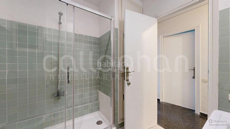 Foto a2bc703d-4035-45cf-8697-56bfc2de2916. Pis a La Seu Valencia