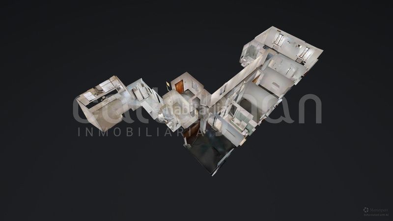 Foto c36e0b89-ca24-4af7-b4b8-94943026041e. Pis a La Seu Valencia