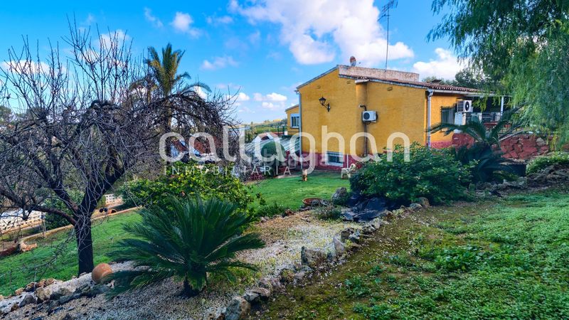 Foto 41b6e27f-47a6-444f-87f4-b17f4d917020. Xalet amb aparcament piscina a Sierra Perenchiza-Cumbres de Calicanto-Sto Domingo Chiva