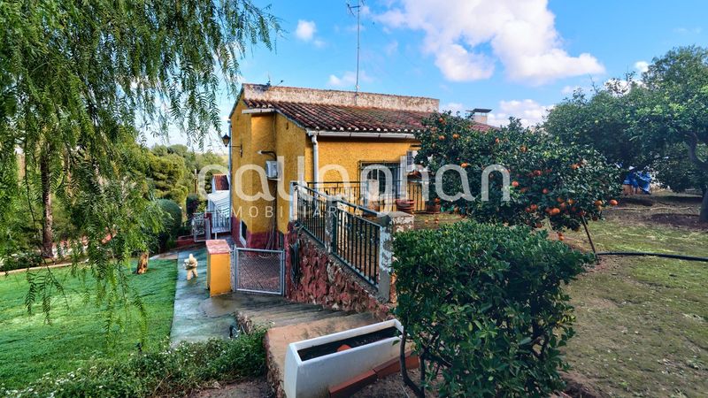 Foto 86f20642-cee1-43eb-a3ac-ab2832c9327b. Xalet amb aparcament piscina a Sierra Perenchiza-Cumbres de Calicanto-Sto Domingo Chiva