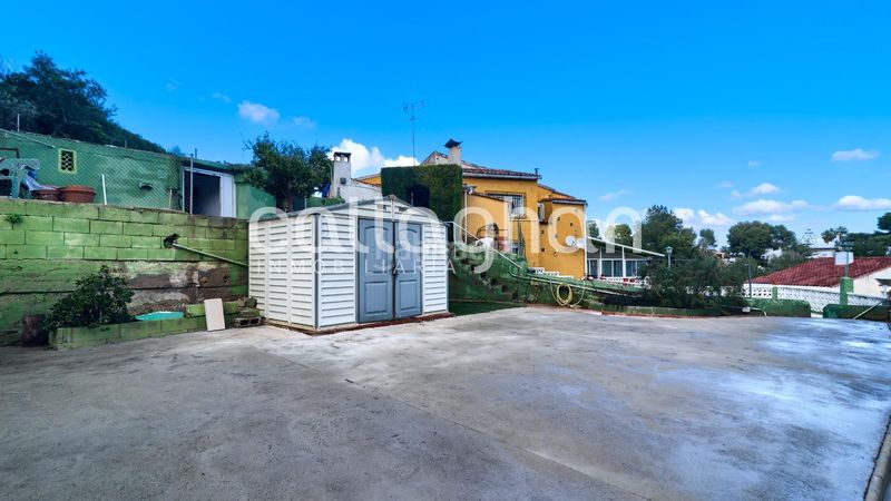 Foto eecc3ab1-ad3d-4a3f-a440-c6267a170728. Xalet amb aparcament piscina a Sierra Perenchiza-Cumbres de Calicanto-Sto Domingo Chiva