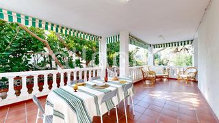 Xalet a Corinto-Almardà. Luminoso y exclusivo chalet independiente en almardà