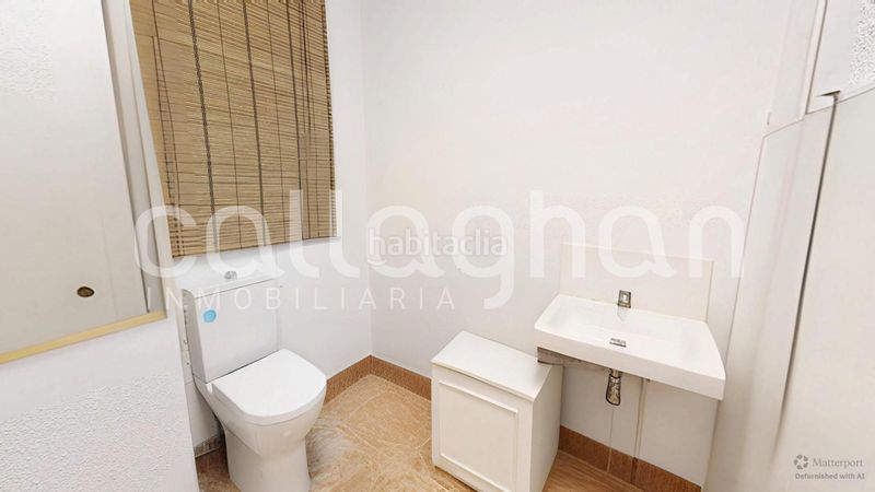Foto 1e51eb93-3caa-4576-ac45-be90a222ea1f. Local comercial a Albors Valencia