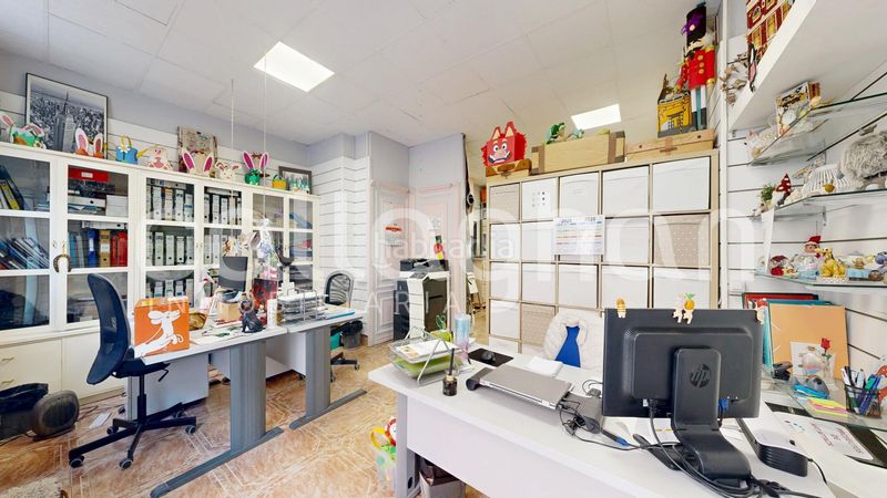 Foto e7f29466-839d-404e-9833-7cb758663db6. Local comercial a Albors Valencia
