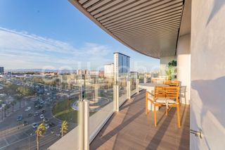 Flat  Avenida avenida cortes valencianas. Exclusivo piso en torre ikon