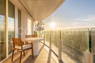 Pis  Avenida avenida cortes valencianas. Exclusivo piso en torre ikon